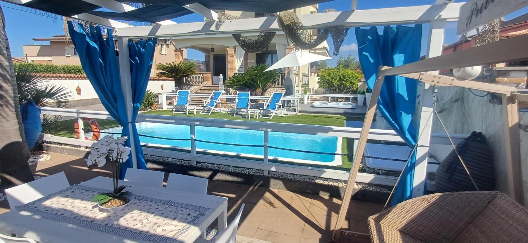 Alloggi Turistici Con Piscina Palestra Jacuzzi Sauna Анцио Экстерьер фото