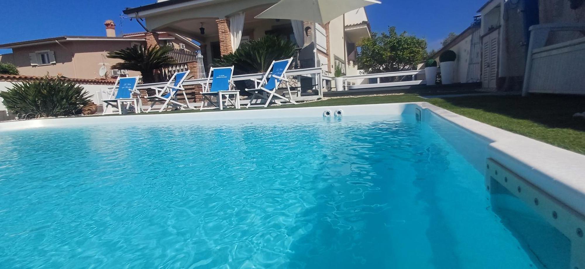 Alloggi Turistici Con Piscina Palestra Jacuzzi Sauna Анцио Экстерьер фото